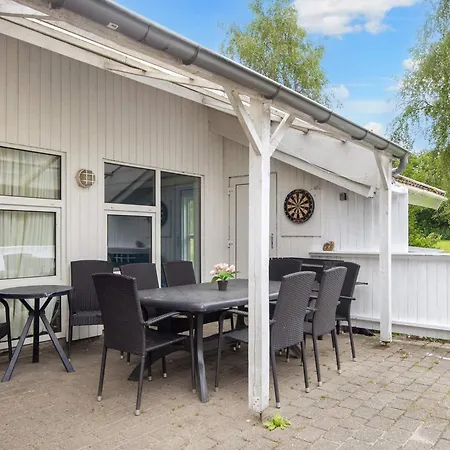 Luxury House With Pool - By Traum 度假居 *