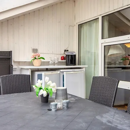 Luxury House With Pool - By Traum 度假居 *